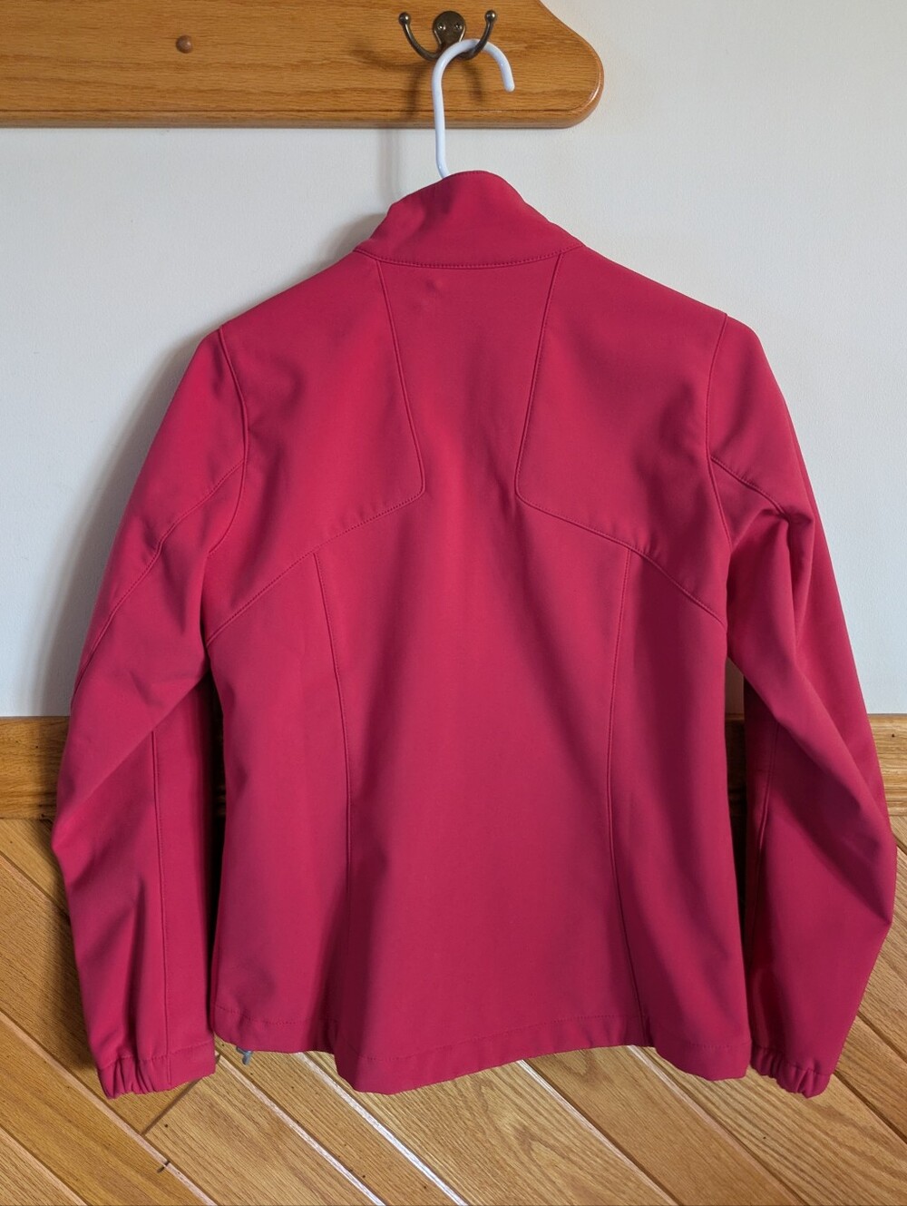 Eddie Bauer Women's Raspberry Softshell Utility Jacket - Picture 2 of 3